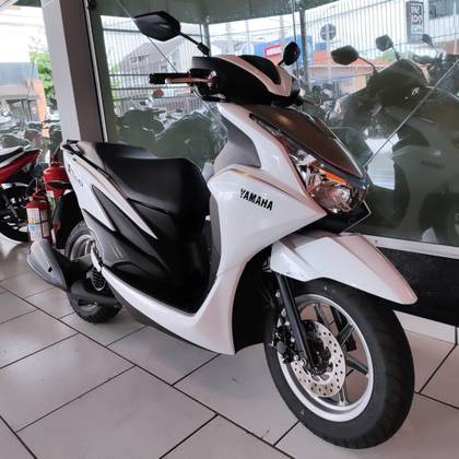 YAMAHA FLUO 125 HYBRID CONNECTED ABS YAMAHA FLUO 125 HYBRID CONNECTED ABS